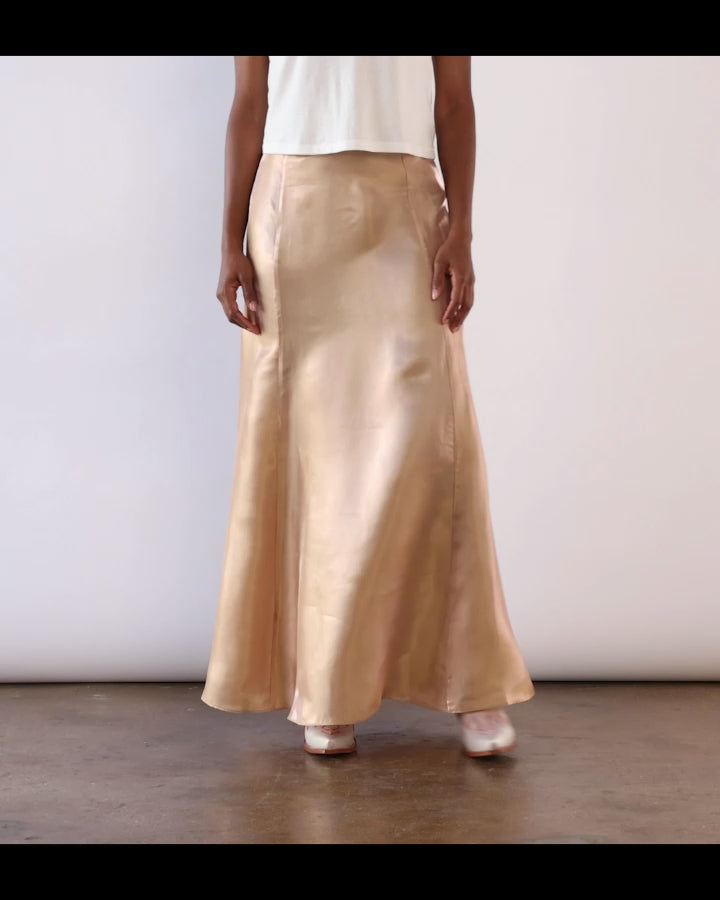 Maggie Iridescent Light Pink Luxury Fashion Women&