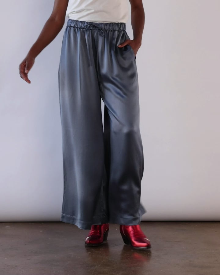 Sophie Metallic Red Luxury Fashion Women&
