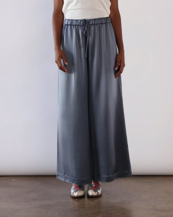 Teressa Crème Luxury Fashion Women&