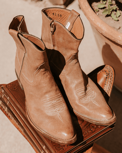 Clayton Gunsmoke | Luxury Fashion Men&