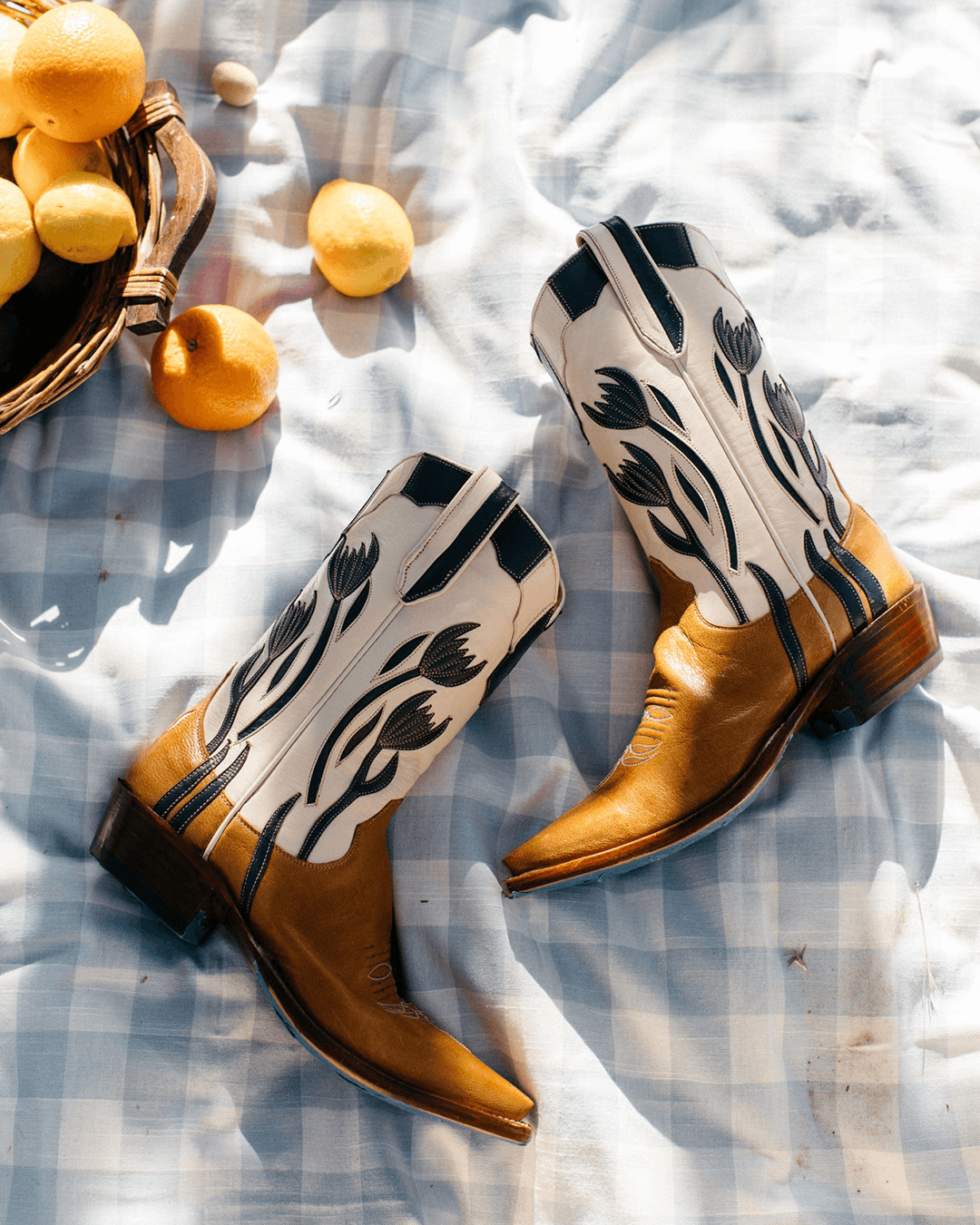 Custom cowboy boots shop