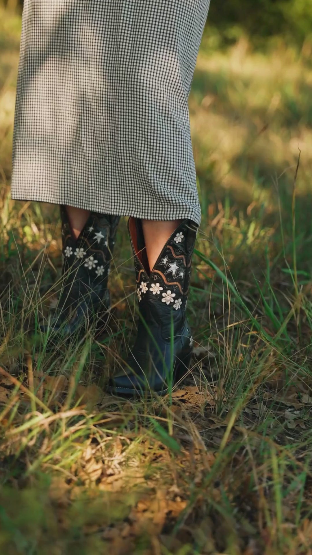 Wade Black, Luxury Fashion Women's Cowboy Boots